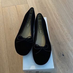 Scoop Velvet Ballet Flats